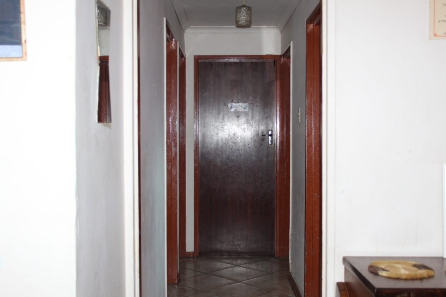 3 Bedroom Property for Sale in Avondale Western Cape